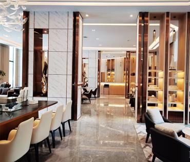 高端售樓部木紋膜貼膜實(shí)景案例-PVC裝飾貼膜