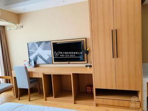 酒店家具貼木紋膜案例-PVC裝飾貼膜