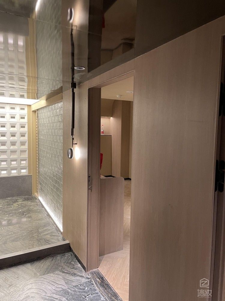 品味茶香新境界：LG 進(jìn)口改色膜木紋膜，打造高端茶樓典范